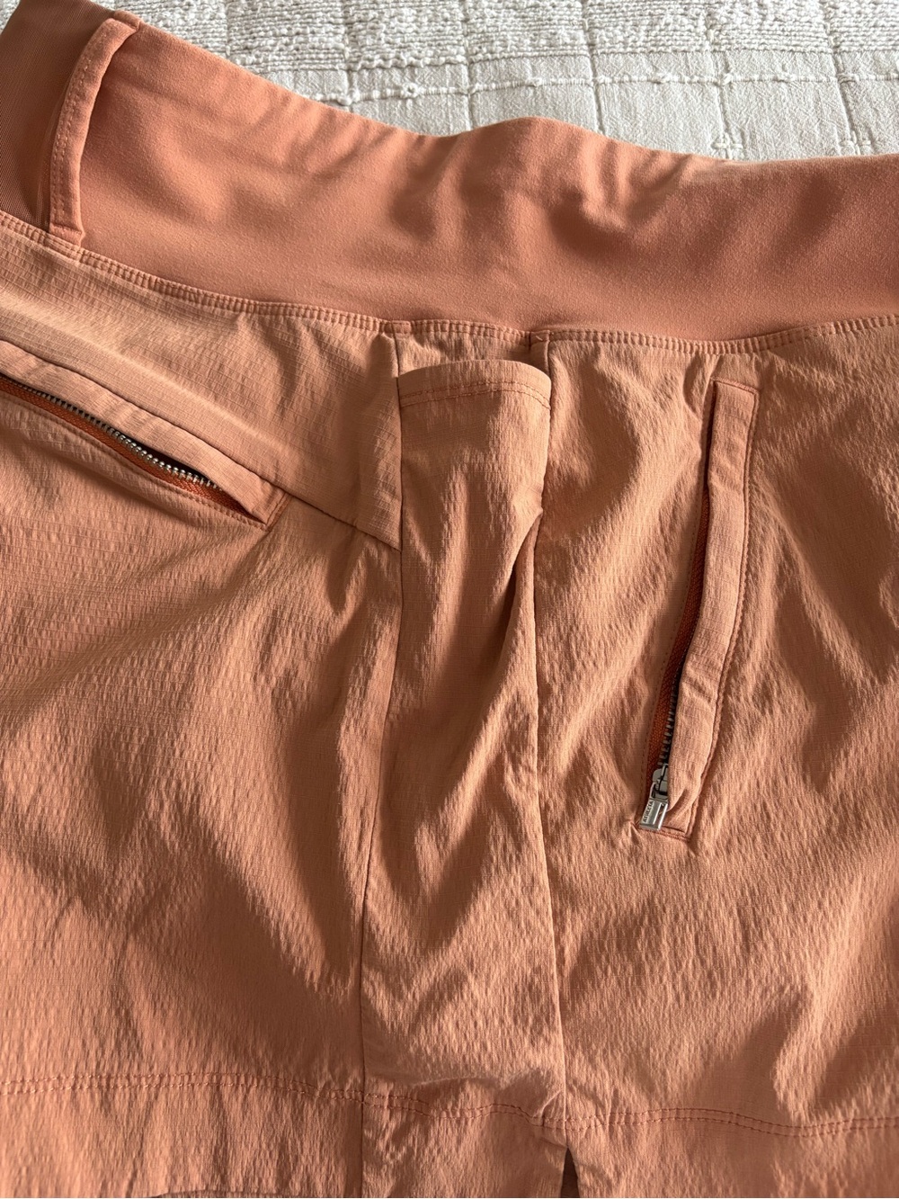 Athleta Women’s Stretch Midi Rise Trekkie North Peach Shorts Size/M - Picture 8 of 12
